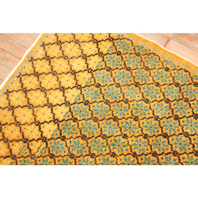 Saffron Yellow Mid 20th Century Turkish Rug - 4'3" x 7'5" For Sale - Image 11 of 18