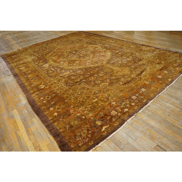 Traditional Medallion Design on a Gold Background Color Antique Persian Sultanabad Rug For Sale - Image 4 of 12