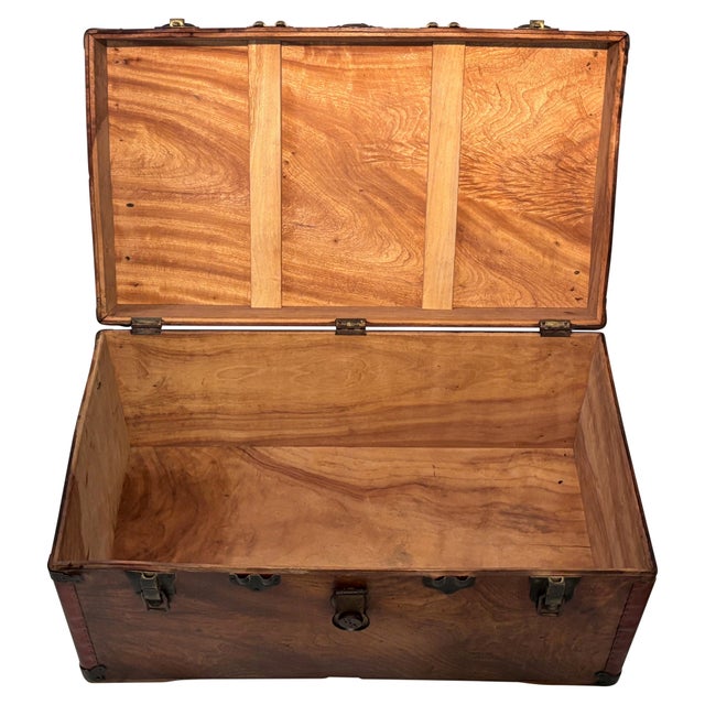 Brown Early 20th Century American Camphor Wood Steamer Trunk For Sale - Image 8 of 9