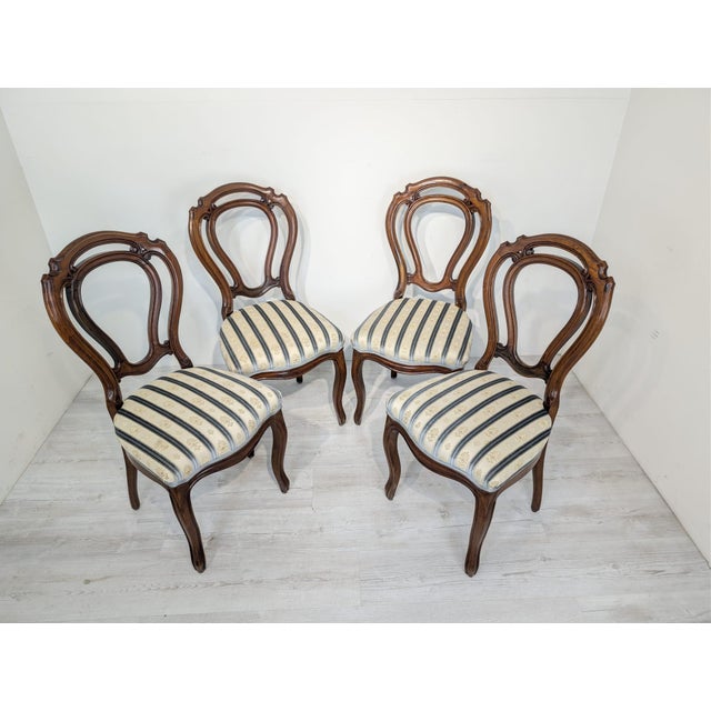 Louis Philippe Medallion Chair in Walnut Wood, 1960 For Sale - Image 14 of 16