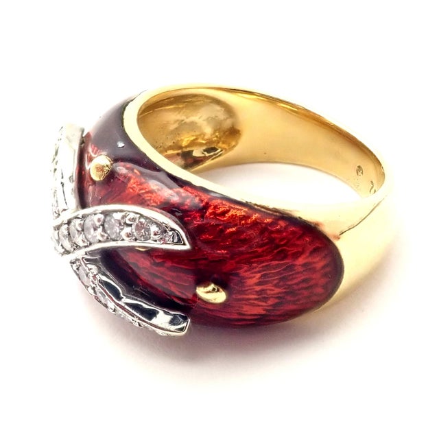 Late 20th Century Hidalgo Yellow Gold Red Enamel X Diamond Ring, Size 5 For Sale - Image 4 of 9
