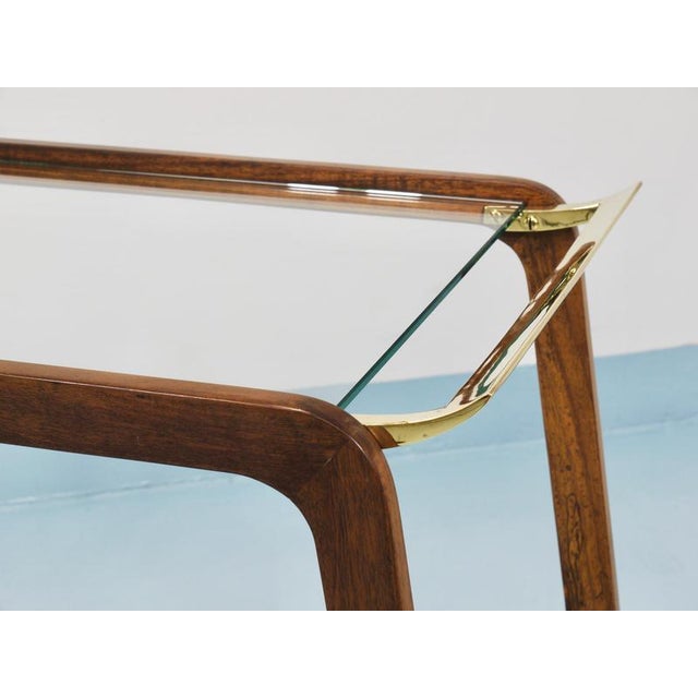 Mid-Century Modern Walnut and Brass Bar Cart by Oswald Haerdtl, 1950s For Sale - Image 11 of 18