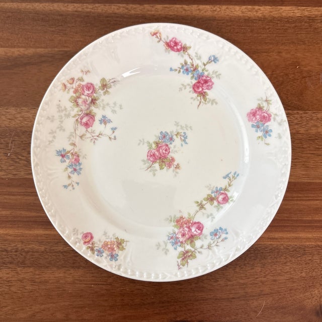 Elevate your tabletop styling with this gorgeous set of 8 porcelain dessert plates from Ch. Field Haviland Limoges and GDA...