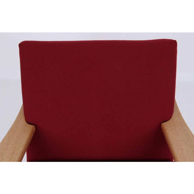 Armchair Model GE370 with Cushions by Hans J. Wegner for Getama, 1970s For Sale - Image 11 of 12