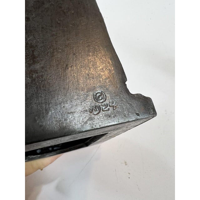 Bookends VTG Nuart Abraham Lincoln in Throne Chair Bronzed Finish. Art Metal Co. 1924 For Sale - Image 4 of 7