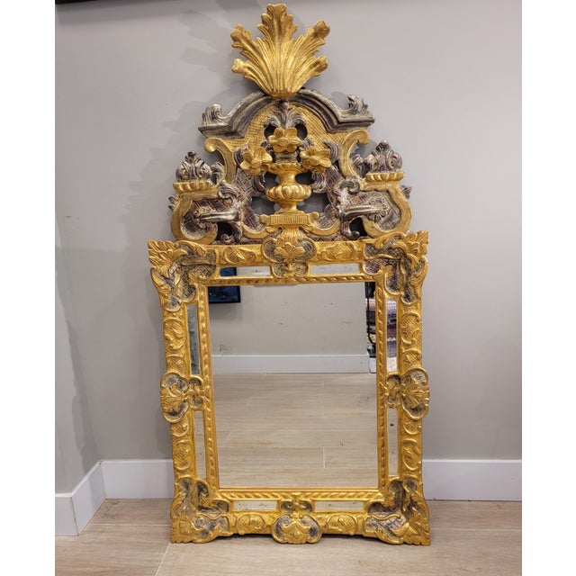 Louis XIV Mirror in Carved Gilt Wood, France For Sale - Image 4 of 18
