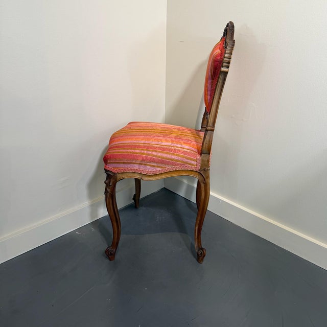 1950s 1950s French Louis XV Style Walnut Side Chairs - Pair For Sale - Image 5 of 12