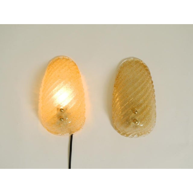 Mid-Century Modern Wall Lights in Gold-Colored Glass from Hufnagel-Leuchten, 1960s, Set of 2 For Sale - Image 3 of 18