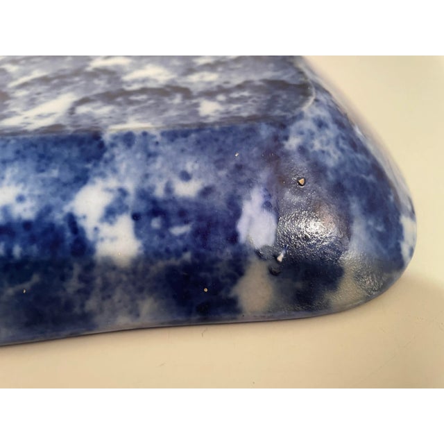 American Antique Blue & White Spongeware Platter - 8 X 11.5 For Sale - Image 3 of 9