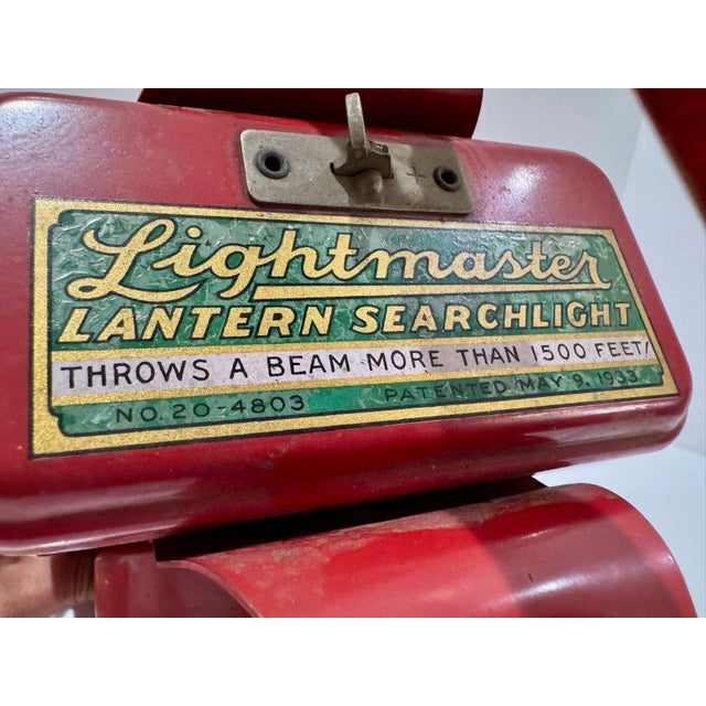 Vintage Lightmaster Lantern Searchlight Red Metal No 20-4803 For Sale - Image 4 of 6