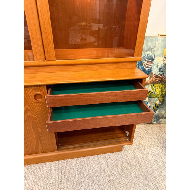 Vintage 1970s Dyrlund Danish Modern Teak Lighted Hutch & Bar Cabinet Wall Unit For Sale - Image 11 of 14