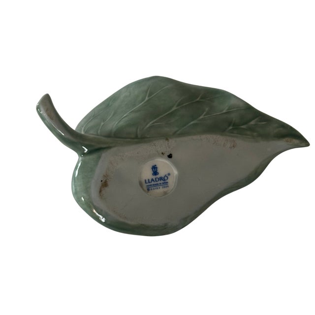 Ceramic Lladro Porcelain Frog on Leaf "Coqui Frog" Model 7139 2009 Retired For Sale - Image 7 of 8