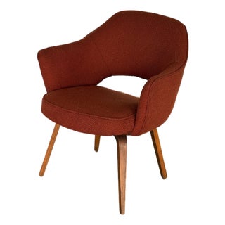 1950s Eero Saarinen for Knoll Executive Armchair With Wood Legs - All Original - Red For Sale