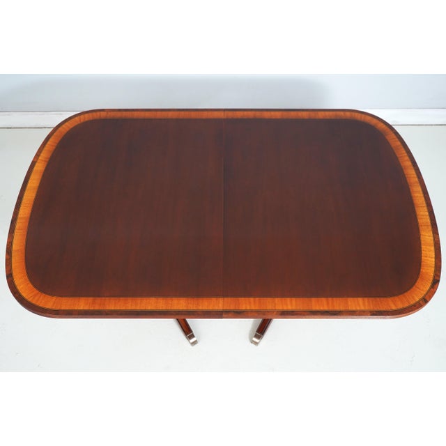 Traditional Ethan Allen Mahogany Inlaid Dining Table For Sale - Image 3 of 18