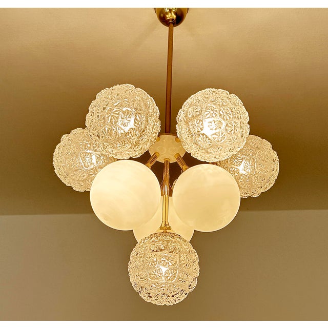Large Italian Grape Pendant Light in Glass, 1960s For Sale - Image 9 of 18