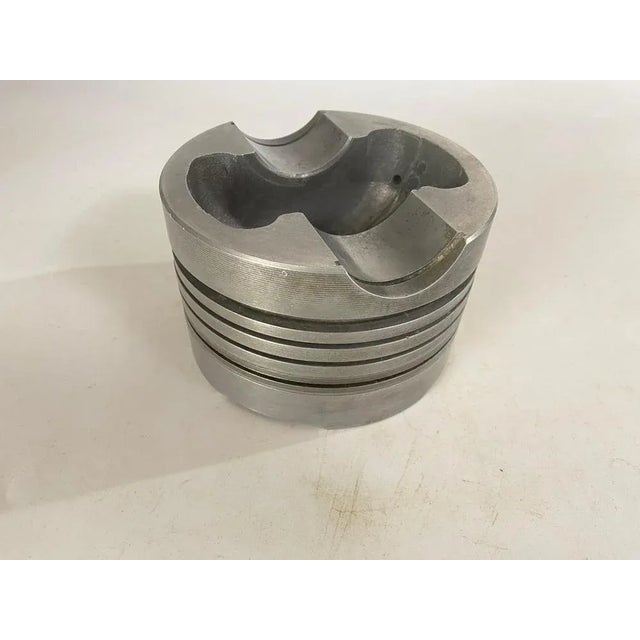 1970s Industrial Ashtrays in Iron Cast, France, 1970s For Sale - Image 5 of 10