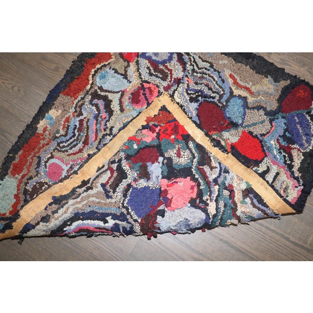 Early 20th Century Colorful Floral American Hooked Small Square Rug no. j5169 For Sale - Image 5 of 7