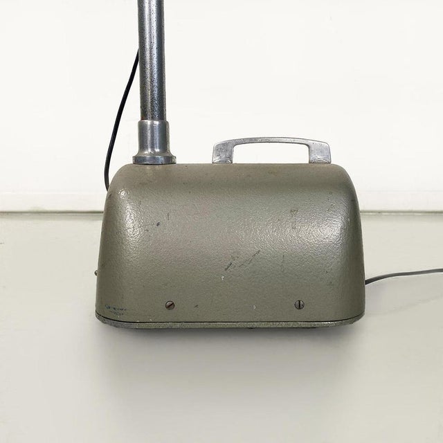 German Floor Lamp in Metal and Steel from Hanau, 1930s For Sale - Image 17 of 18