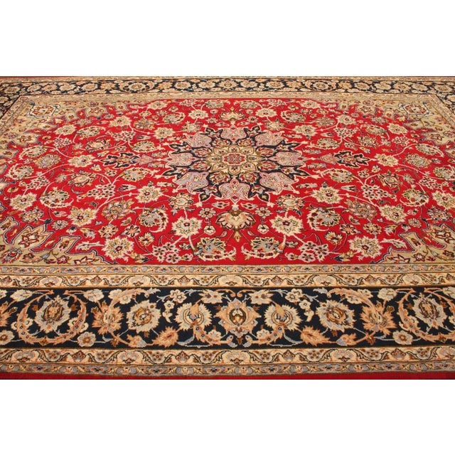Textile Middle Eastern Rug in Wool For Sale - Image 7 of 11