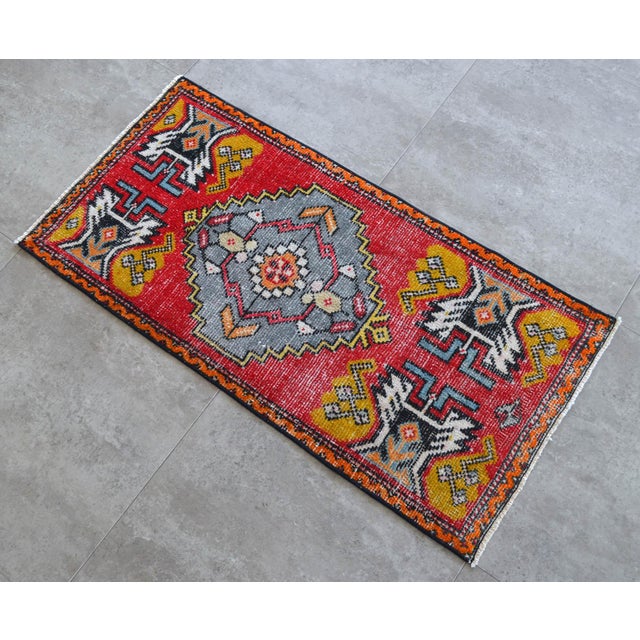 Red 1970s Vintage Hand Knotted Small Turkish Rug, Entryway Decor, Bath Mat, Kitchen Bedside Rug 20x40 Inches For Sale - Image 8 of 10