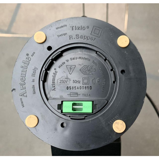 Italian Postmodern Tizio Table Lamp by Richard Sapper for Artemide, 1970s For Sale - Image 13 of 18