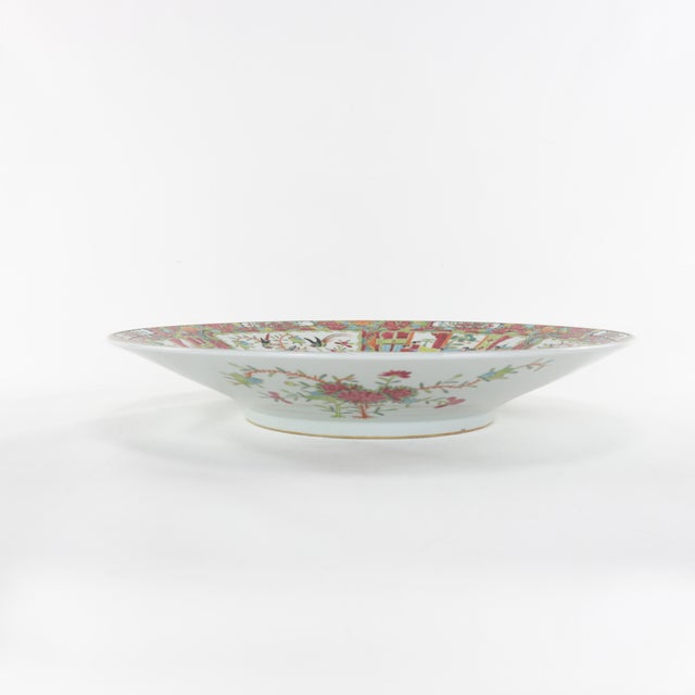 Early 20th Century Export Porcelain Cantonese Famille Rose Plate For Sale In New York - Image 6 of 13