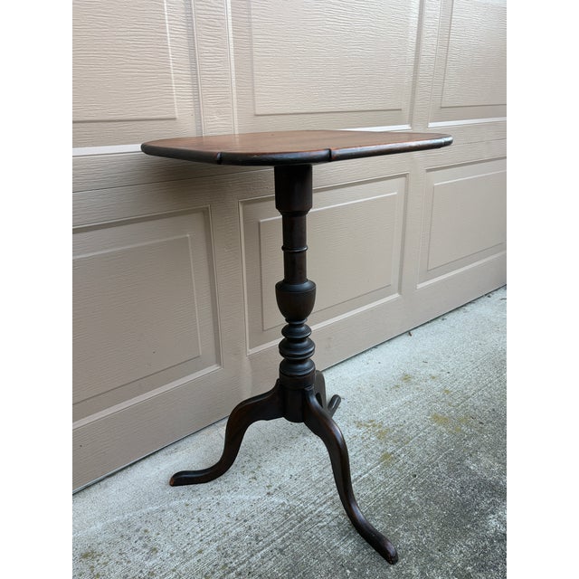Antique American Colonial Mahogany Side Table, Early 20th Century For Sale In South Bend - Image 6 of 10