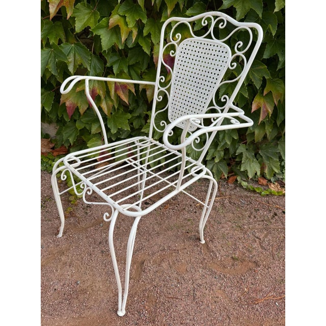 Set of Provençal wrought iron armchairs, gendarme hat, handcrafted from the Avignon region. Set of 4. Seat height 40 cm