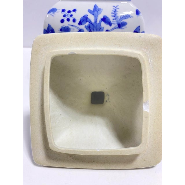 Blue & White Koi Ginger Jar With Lid – Chinoiserie Porcelain Vase, Fish Motif Decor For Sale - Image 10 of 11