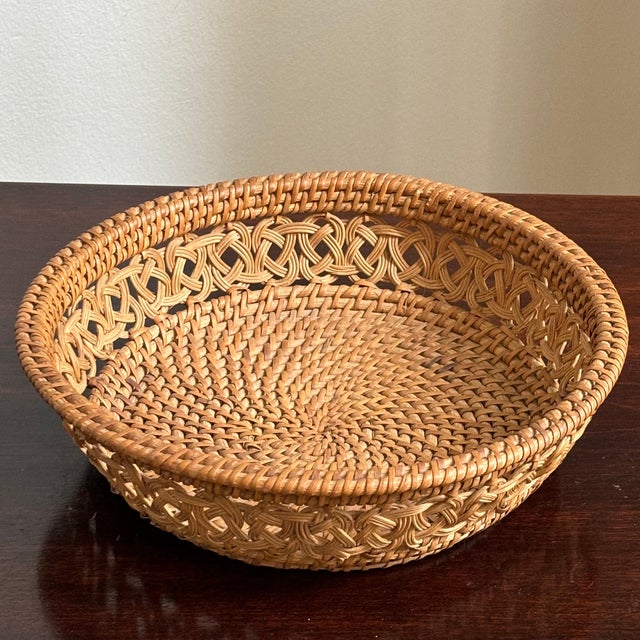 Love the intricate pattern on this beautiful, handwoven Boho-style catchall basket from the mid-20th century. A very...
