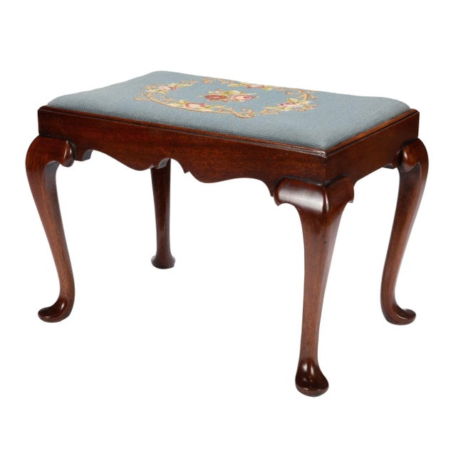 Wood American Queen Anne Style Slip Seat Mahogany Stool, 1900-50 For Sale - Image 7 of 13