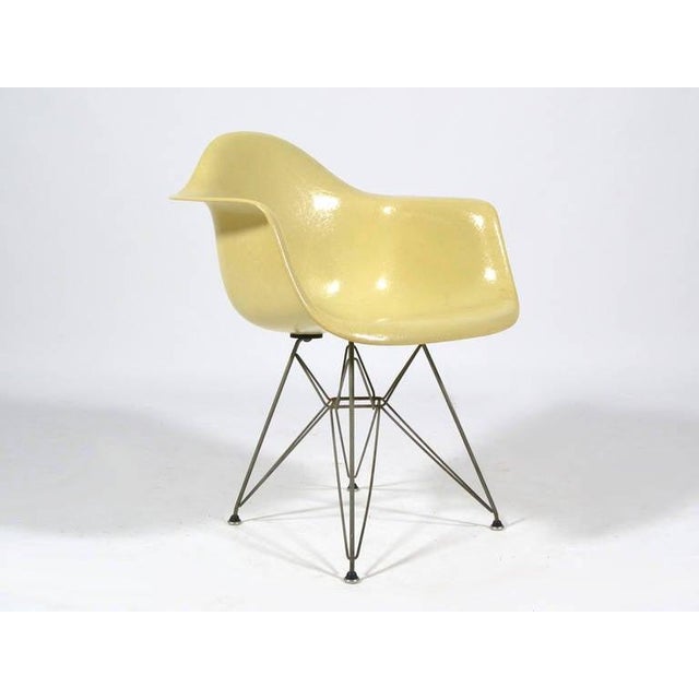 The earliest fiberglass Eames chairs were produced by Zenith Plastics and came in a limited palate of five colors...