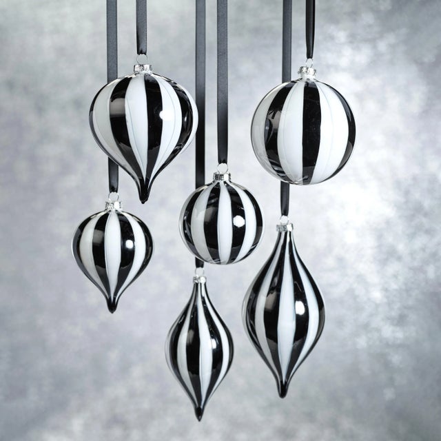 Contemporary Monochrome Stripe 8-Piece Glass Drop Ornament Set, 3.25" x 6.5" For Sale - Image 3 of 3