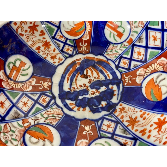 Large Antique Hand-Painted Footed Imari Bowl With Scalloped Rim From Japan - Circa 1900 For Sale - Image 9 of 13