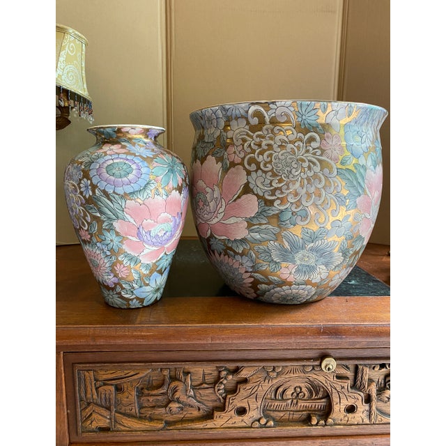 Ceramic 1970s Chinoiserie Pink & Teal Ceramic Vases- a Pair For Sale - Image 7 of 7