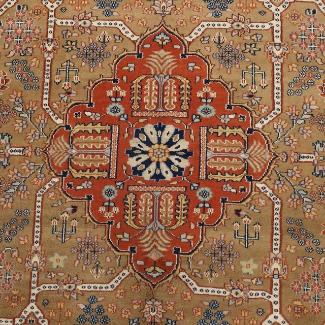 Srinagar Rug in Wool For Sale - Image 4 of 9