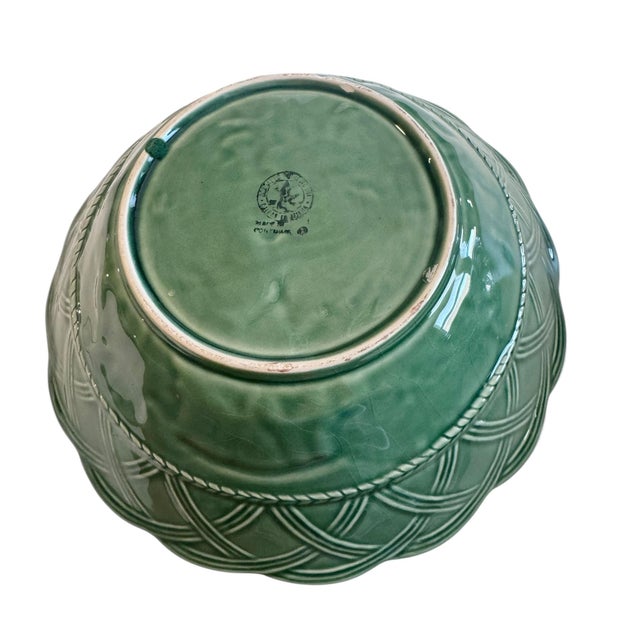 Rustic Bordallo Pinheiro Majolica Large Serving Bowl With Basket Weave and Strawberry Leaf Motif For Sale - Image 3 of 5