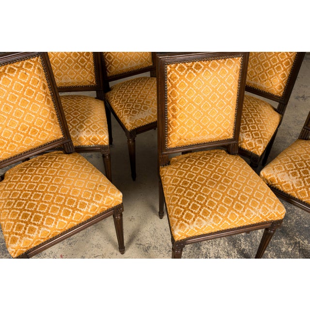 Set of Six Early 20th Century French Louis XVI Walnut Dining Chairs For Sale In New York - Image 6 of 18
