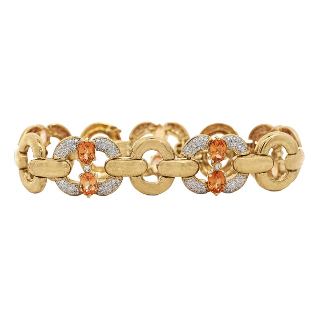 12.75 Carat Oval Spessartine Garnet & Diamond 18k Gold Wide Oval Link Bracelet For Sale