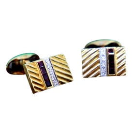 Gold Cufflinks with Brilliant-Cut Diamonds and Calibrated Rubies, Set of 2 For Sale