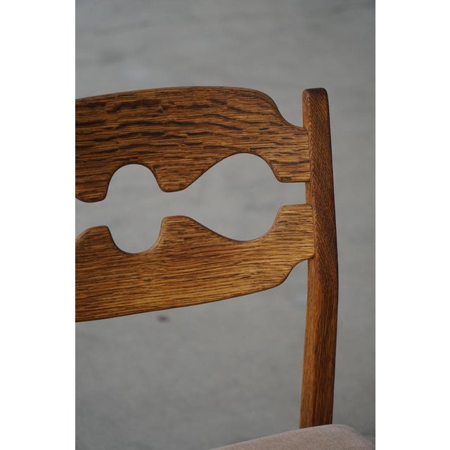 Razorblade Dining Chairs in Oak and Mohair by Henning Kjærnulf, 1960s, Set of 12 For Sale - Image 12 of 18