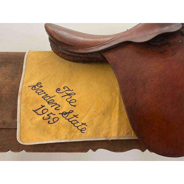 English 1950s Vintage Racehorse Saddle Cloth For Sale - Image 3 of 8