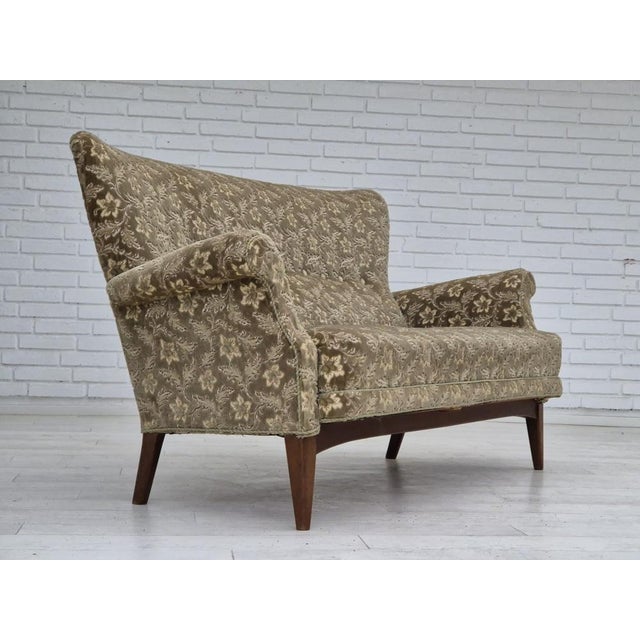 1960s, Danish 2 seater sofa by Fritz Hansen. Very good condition: no smells and no stains. Sofa was reupholstered about 20...