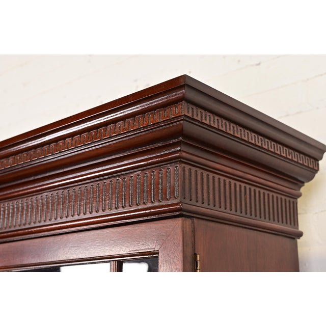 Brown Baker Furniture Historic Charleston Georgian Flame Mahogany Lighted Breakfront Bookcase Cabinet For Sale - Image 8 of 16