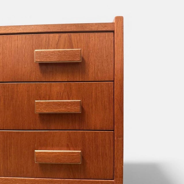 Vintage Teak Chest of Drawers, 1960s For Sale - Image 6 of 9