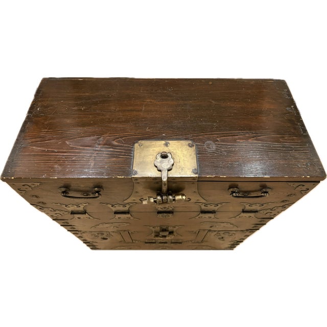 Antique Korean Bandaji Chest For Sale - Image 4 of 14