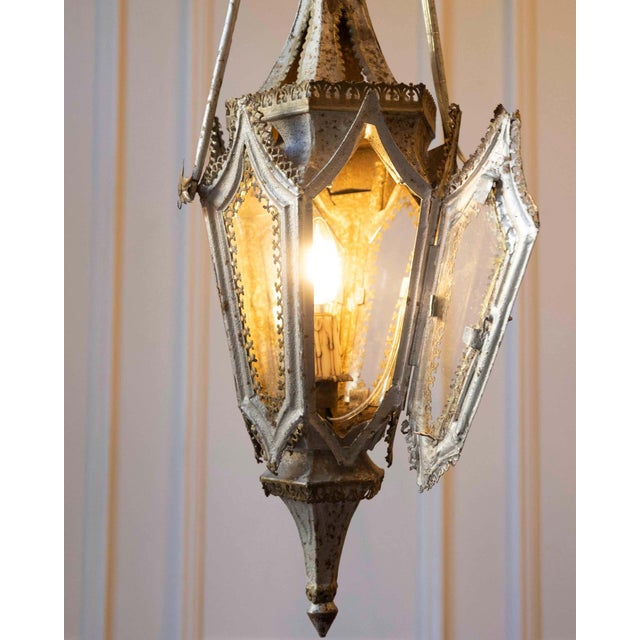 Pair of English 19th Century Painted Iron Gothic Revival Period Lanterns For Sale - Image 10 of 11