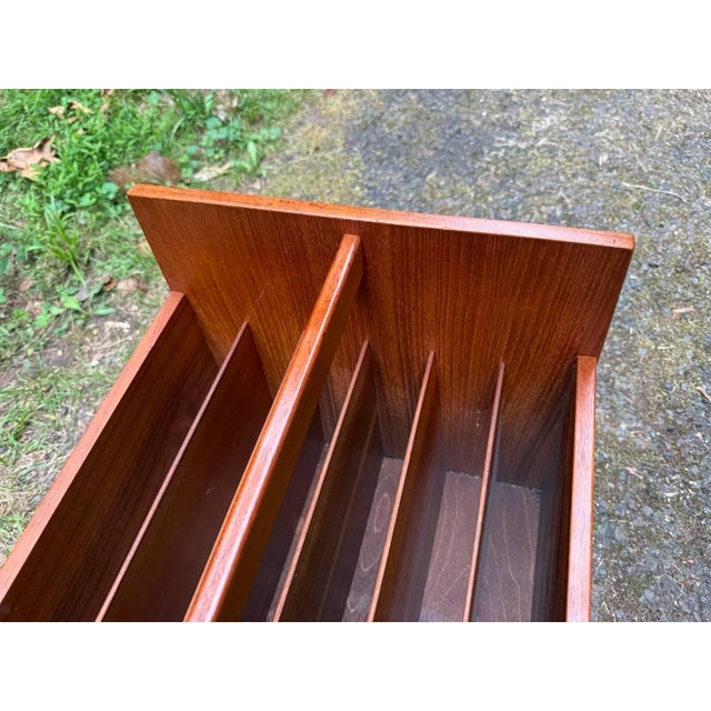 Late 20th Century Mid-Century Modern Teak Rolling Magazine and Record Rack Bruksbo. For Sale - Image 5 of 17