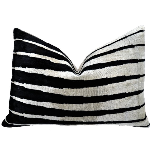 Contemporary Black and White Velvet Throw Pillow & Down Insert For Sale - Image 9 of 9