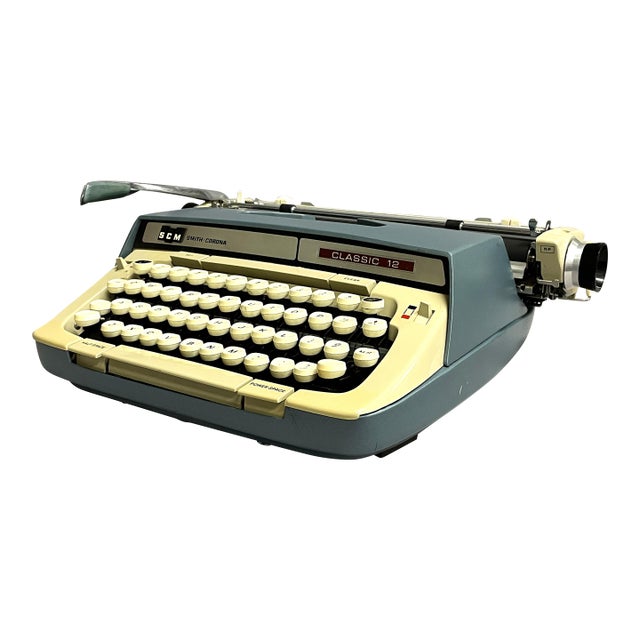 Smith-Corona Classic 12 Portable Typewriter - Teal Blue For Sale